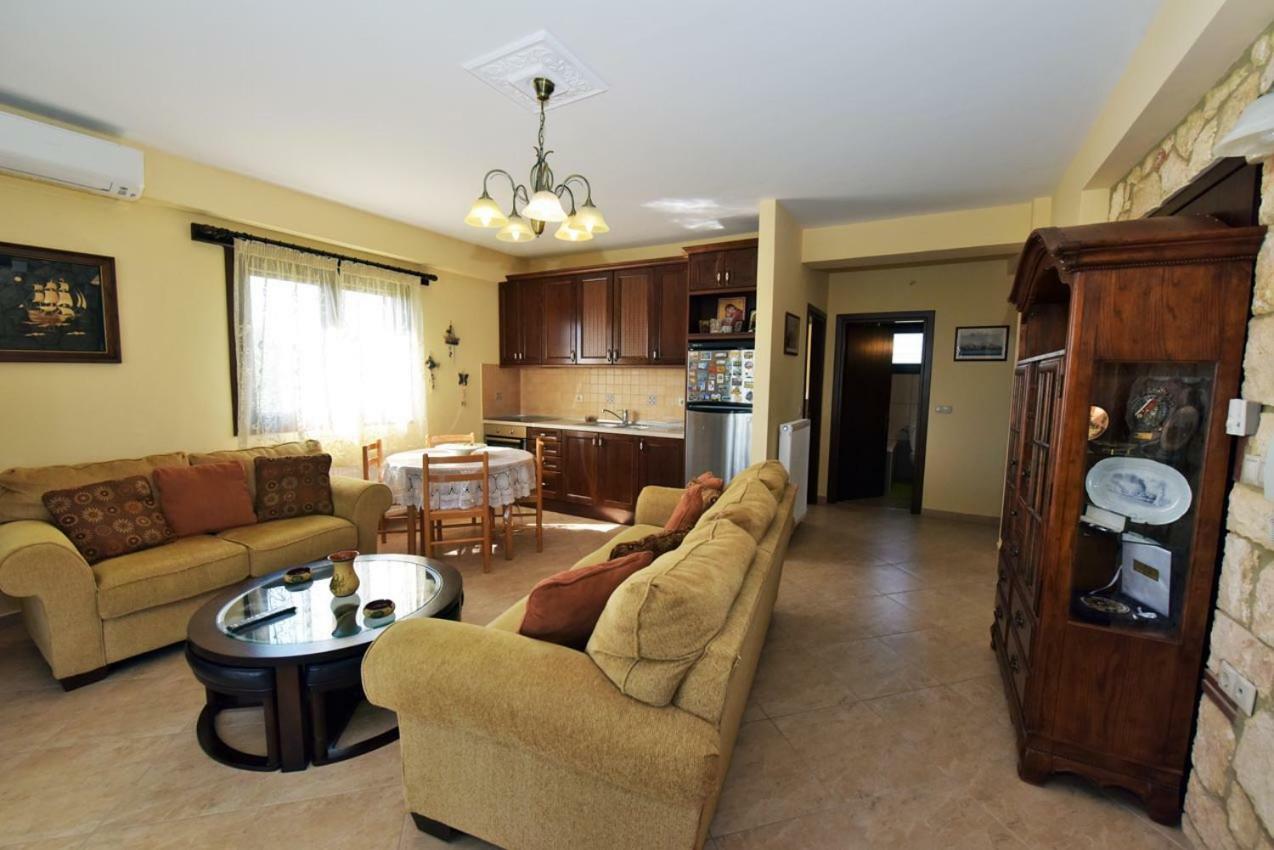 Captain'S Villa Appartments 普萨克迪亚 外观 照片